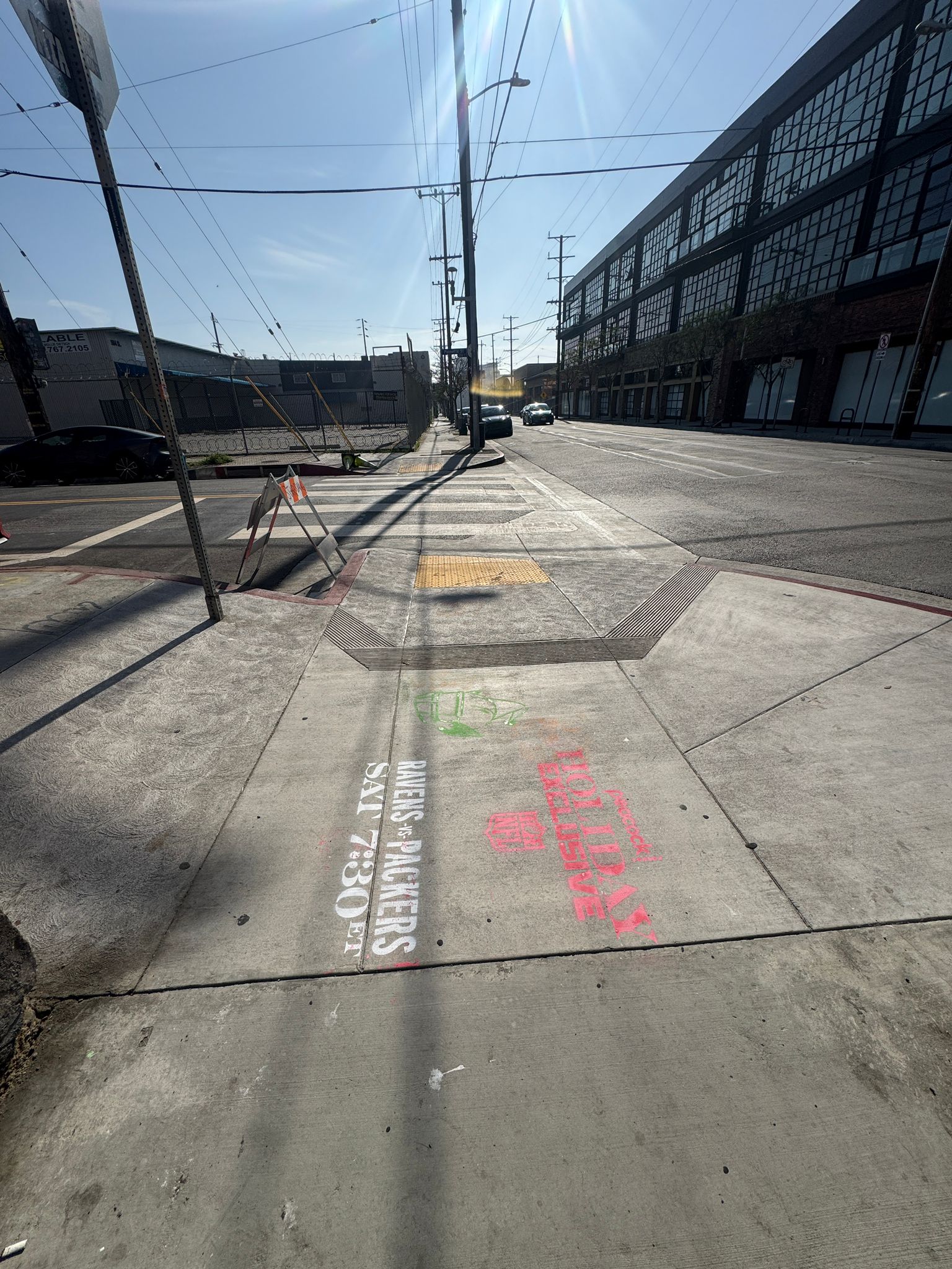 Stencil 7.5 Arts District Girl & The Goat